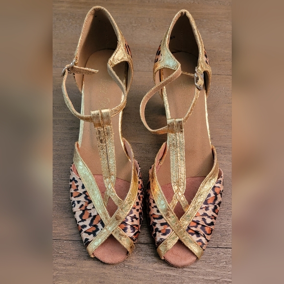 Very Fine 2707 Leopard Satin Dance Shoes wt Gold Trim 2.5" Heel Size: 8.5 - Picture 3 of 5